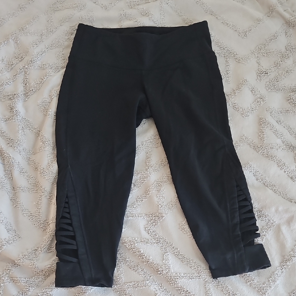 Athleta Black Cropped Leggings with Ruched Sides